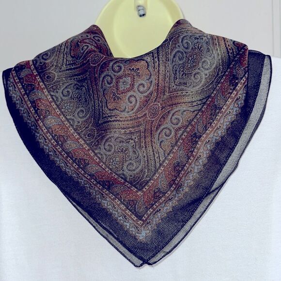 Vintage Liz Claiborne semi sheer polyester paisley print square scarf - Picture 2 of 4